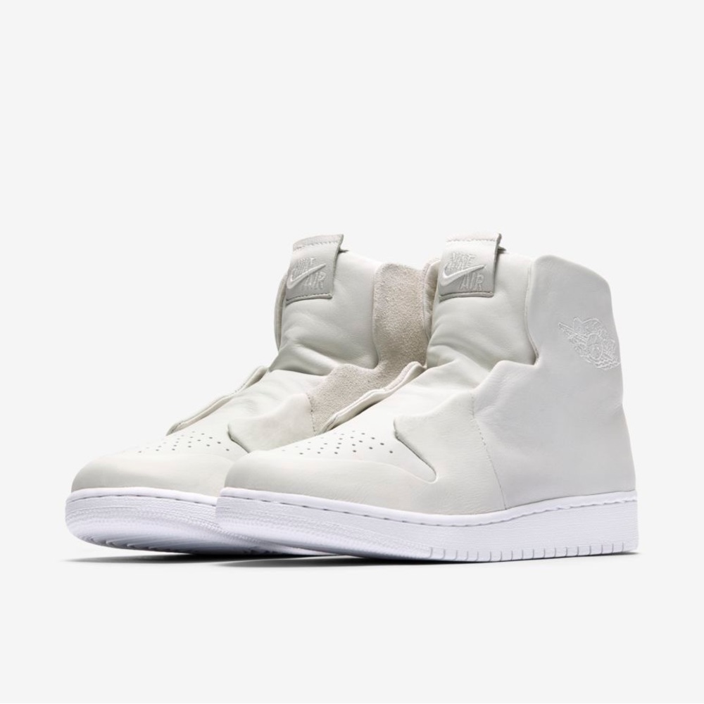2018
Wmns Air Jordan 1 Sage XX 'The 1 Reimagined'